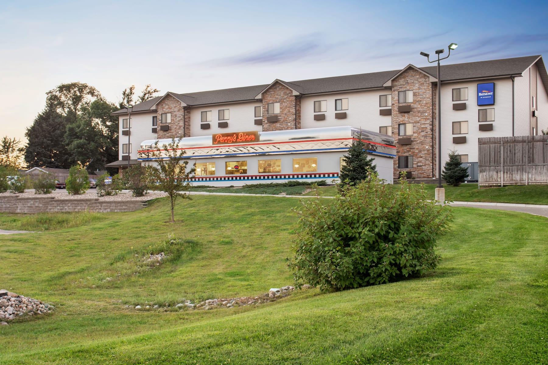 Baymont By Wyndham Glenwood Hotel Exterior foto