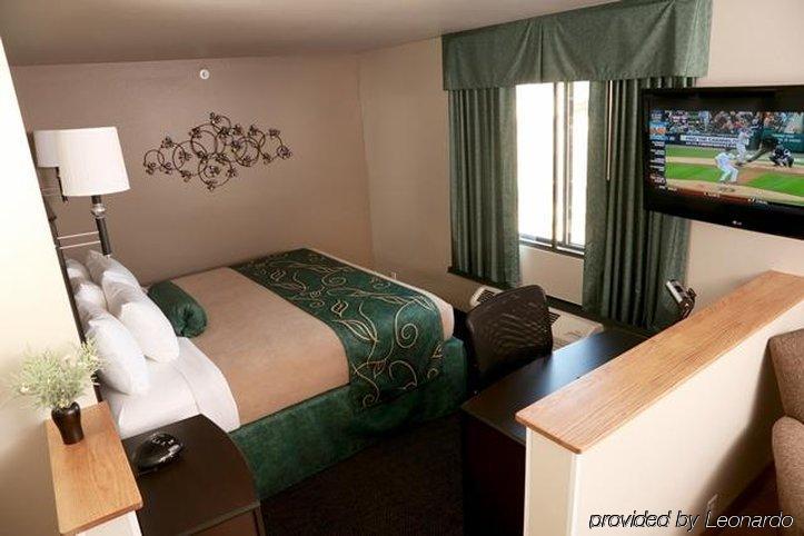Baymont By Wyndham Glenwood Hotel Exterior foto